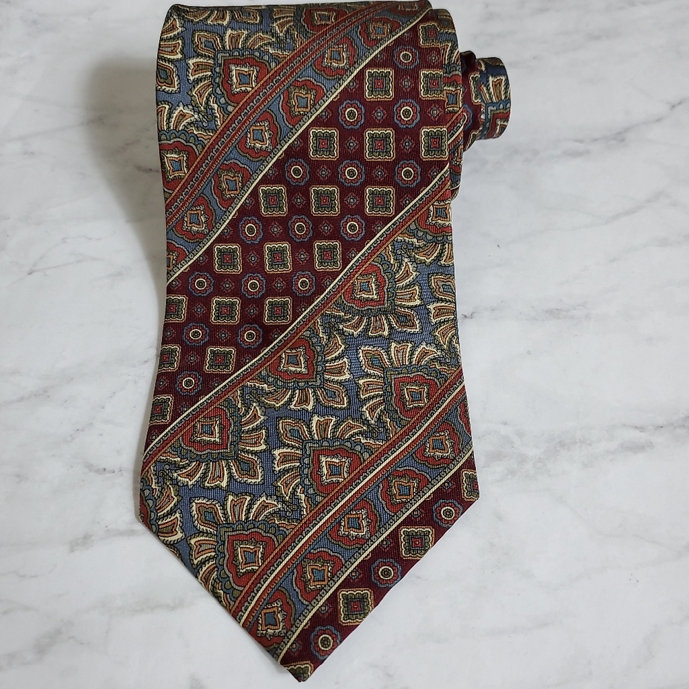 Vtg Amherst & Brock Gold Label Tall Man Silk Tie